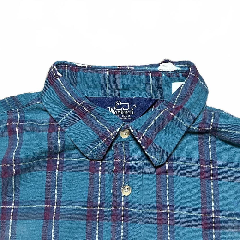 Vintage Woolrich Men's‎ Long Sleeve Button-Up Blue Plaid Shirt Size L
